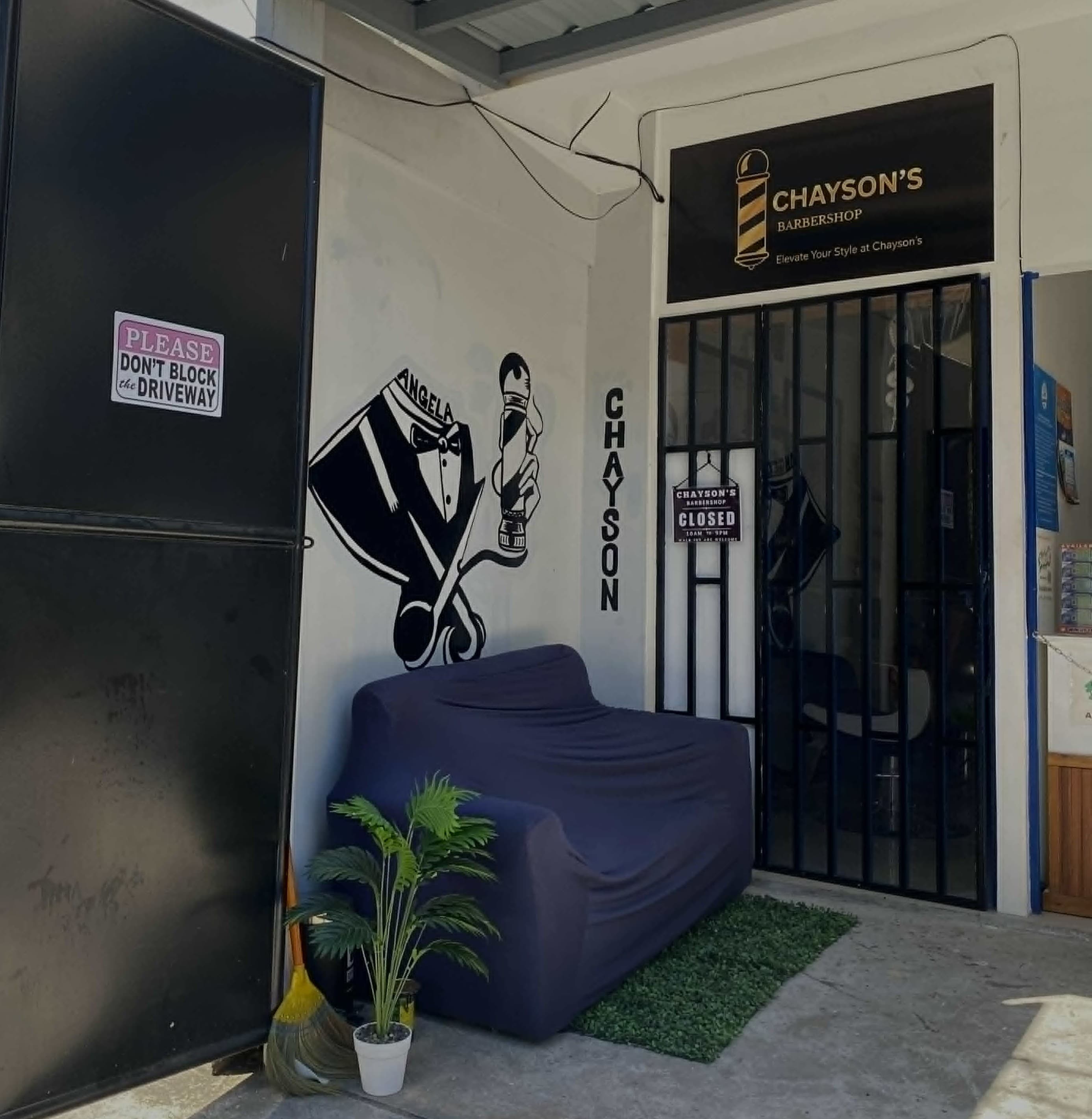 Chayson's Barbershop Storefront